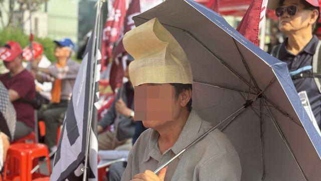 굴건 쓴 시민 