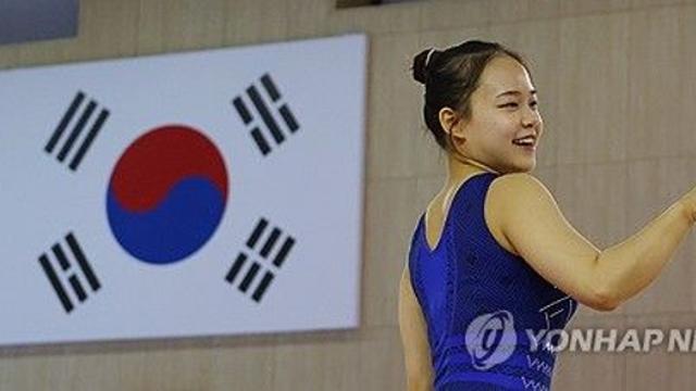 어깨 부상에도 출전 강행한 여서정, 체조 도마 결선서 7위(종합)