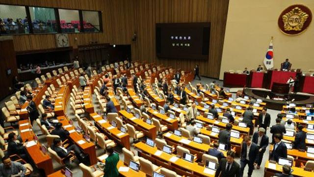 '노란봉투법' 필리버스터 19시간 째…오늘 자정 자동 종결