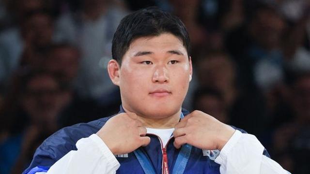 “역사를 썼다고 하기에는 숙제가 많다”… 김민종, 유도 최중량급 은메달