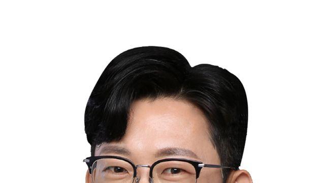與박충권 