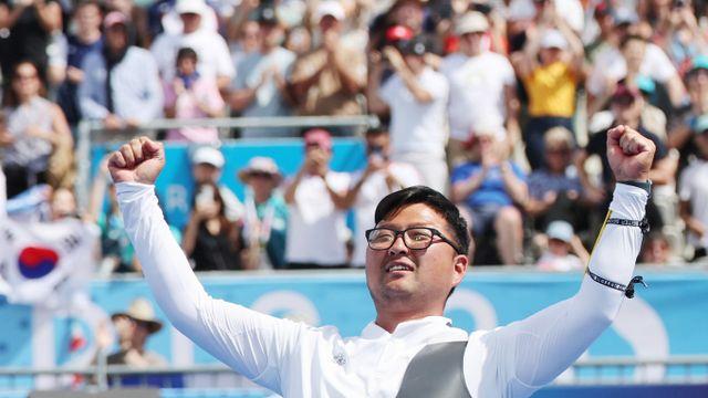 윤 대통령, 김우진 3관왕 석권에… 