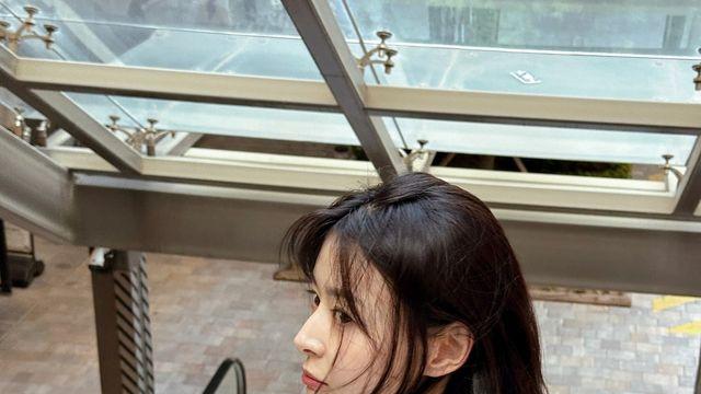 권나라, 각선미 뽐낸 숏 레깅스룩