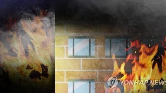 재결합 거부 이유로 전처 집에 불 질러 살해하려 한 60대 실형