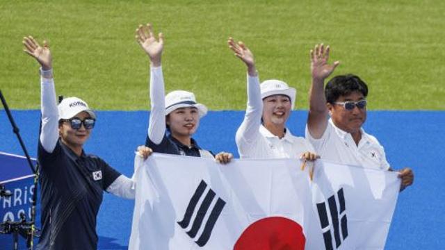 尹대통령, 양궁 대표팀에 축하 메시지…“세계최강 궁사의 진면목”