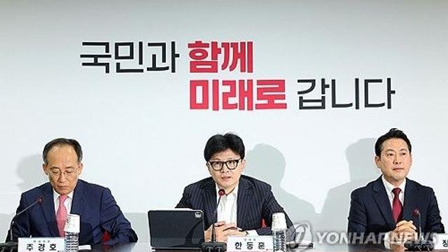 한동훈, 친한 지도부로 與 장악 강화…정책 발굴·인적쇄신 시동(종합)