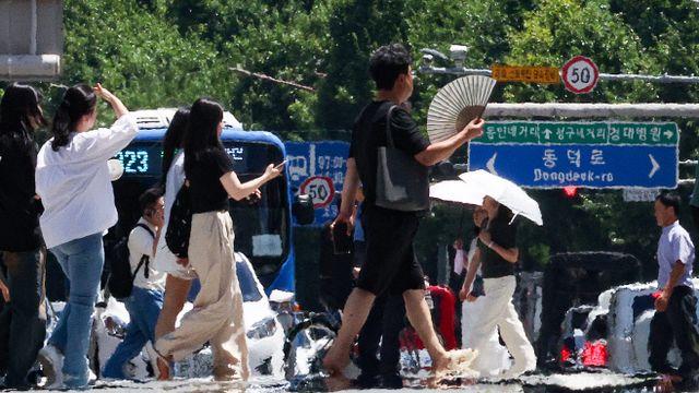 與, 기록적 폭염에 