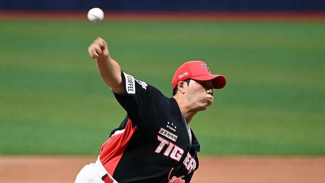 이제 '5이닝 소화'는 이상 무…황동하 성장을 믿는 꽃감독 