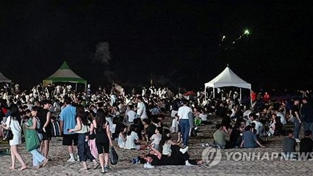 영서 요란한 소나기에 피해 속출…강릉 18일째 열대야 '극과 극'(종합)