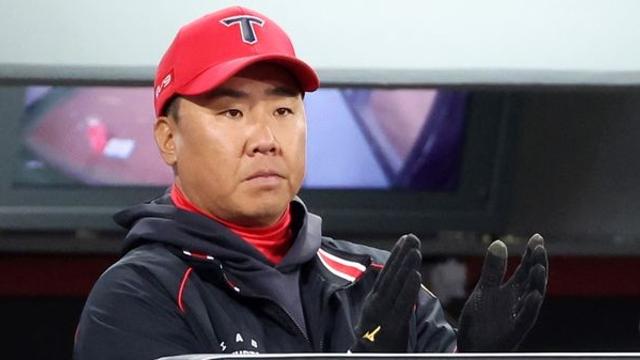 KIA 타이거즈의 결단… 연봉 12억 선수와 4억 선수 동시에 방출했다