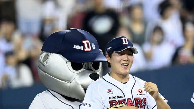 김택연 ‘1점 차 승리 지켰다’