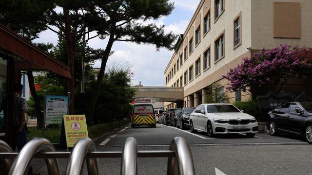 '교사 흉기 피습' 살인미수 20대男, 징역 13년 확정