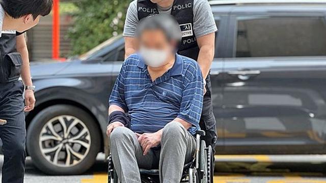 “아내 외박 잦아서…” 인천 자택서 아내 살해한 남편, 휠체어 타고 등장 (사진 3장)