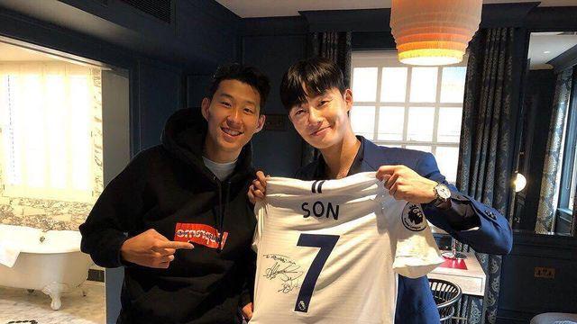 정유미❤️박서준? 손흥민 경기 직관한 의외의 셀럽들