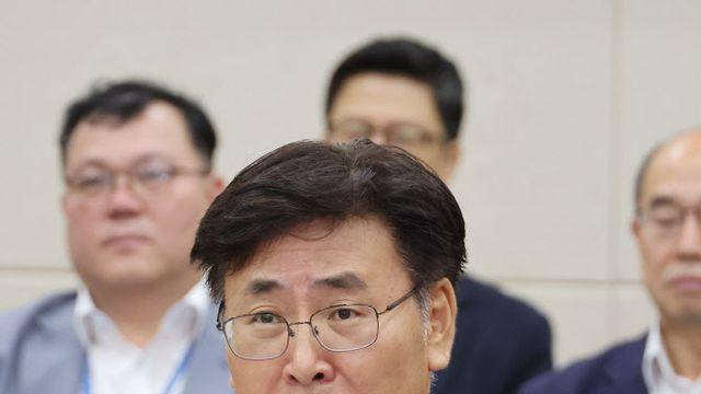 유상임 
