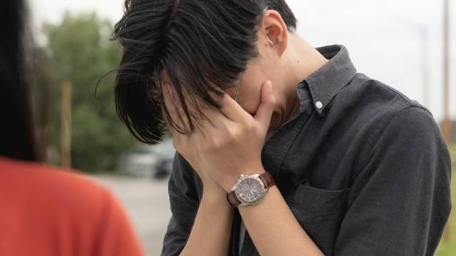 “약혼녀가 3년 만난 전 남친이 제 친형이네요… 저희 상견례 때 알았습니다“