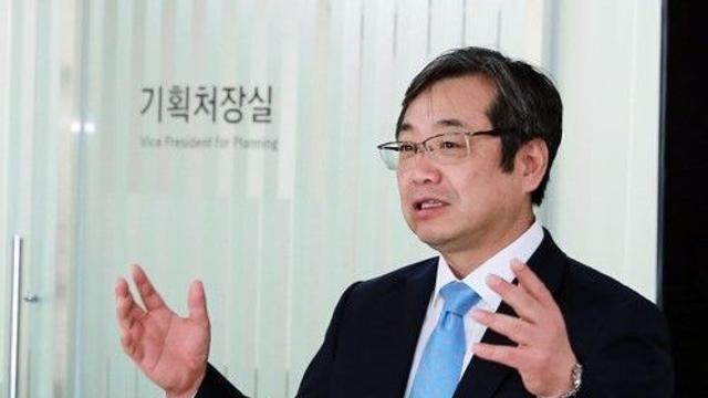 '연구비 유용' 이장호 군산대총장 구속…