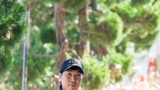 실종 치매노인 찾아낸 경찰 수색견 '야크' 공로패 받아