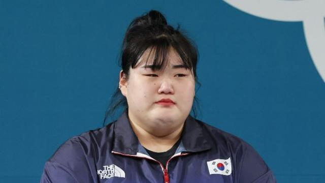 '역도' 박혜정, 3차 시기 실패 후… 코치 째려본 이유는?