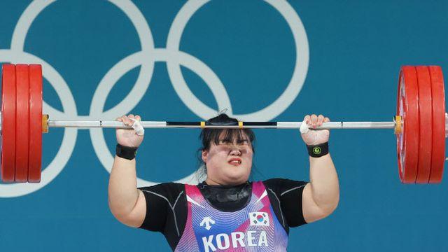 역도 박혜정 값진 은메달에 코치진 실수는 ‘옥에 티’[파리올림픽]