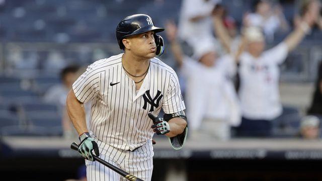 '185km 쾅' 스탠튼, 스치면 넘어간다 '13번째 20홈런'