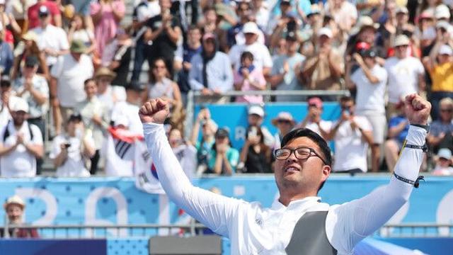 파리 올림픽 '양궁 3관왕' 김우진, 오는 17일 충북청주FC 경기 시축 나선다