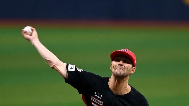 [고척 스타] 지독했던 아홉수 벗어난 ‘에이스’ 네일, 무실점투로 3전4기 끝 10승!