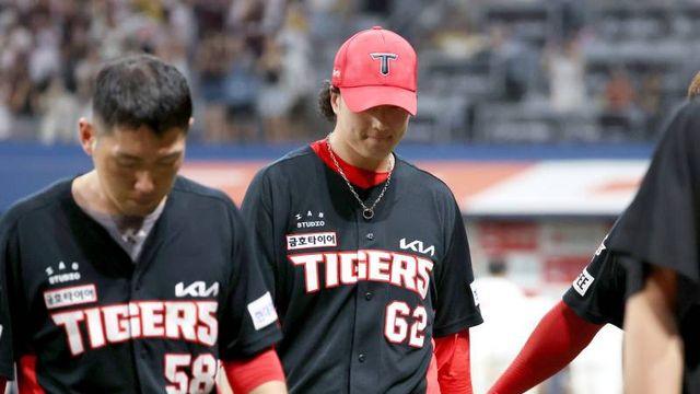 3회부터 찬스마다 침묵한 KIA, 카운터 펀치 없이 잽만 날렸다 [IS 냉탕]