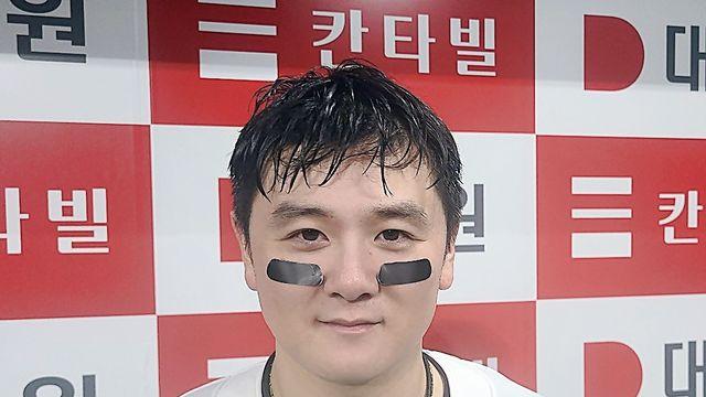 버건디 유니폼 입고 또 호랑이 울렸다…'원조' KIA 킬러 