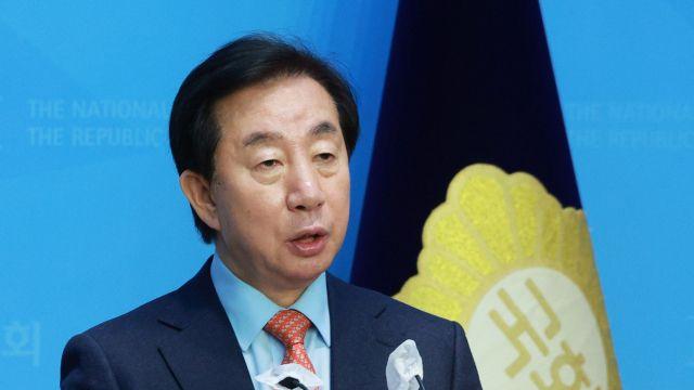 與김성태 