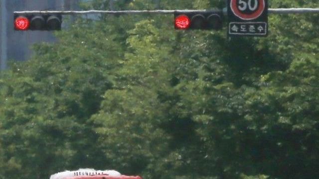 [오늘의 날씨] 낮 최고 35도 ‘말복’ 폭염···전국 곳곳 소나기