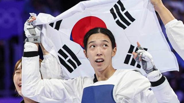 “훈련할 때...” 세계 랭킹 1·2위 꺾은 태권도 김유진이 '금메달 비법'을 공개했다
