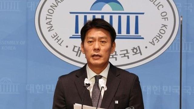 野, 부산중학교 '일제편향' 영상에 