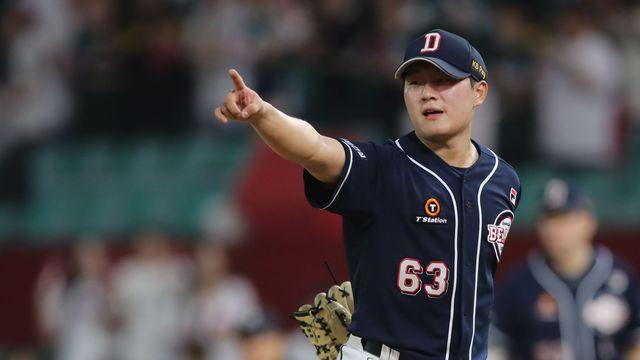 1사 만루 위기→8연속 직구로 2K, 강심장 인증한 김택연...