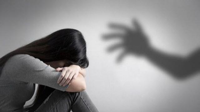 친딸 건드린 남편 '직접' 단죄한 아내...법원 판단은 [그해 오늘]