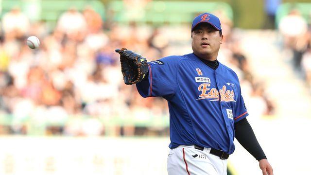 류현진 있어 한화 무섭다, 가을야구 보인다…최고구속 149km+6⅓이닝 역투 '에이스' 자격 입증 [인천 현장]