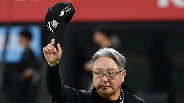 올해 문학 8G 전승!…김경문 감독 