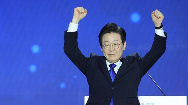 [포토] 이재명, 두손 번쩍