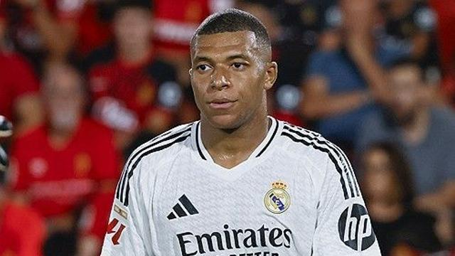 음바페 최악의 리그 데뷔전, '이강인 친정팀'에 고전...레알 1-1 무승부 '굴욕'