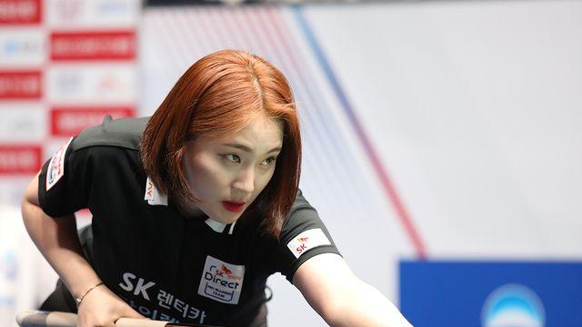 '32강 진출' 강지은, 'SK렌터카 집안싸움'서 조예은에 1점 차 신승[하노이 오픈]