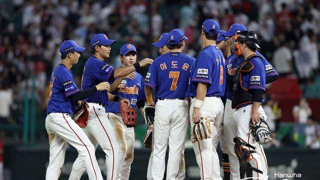 푸른 한화, '패패패패패패패패패패' 공룡군단과 천적 관계 청산할까…
