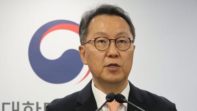 응급실 전문의 진찰료 더 올린다… 정부 