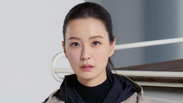 정유미, 만다리나덕과 함께한 2024 FW 캠페인…'가을 여친룩의 정석'