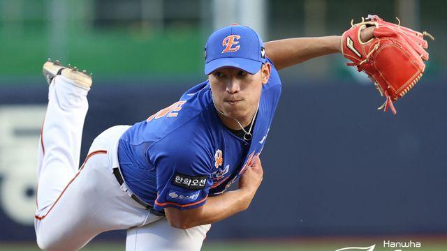 너무 과감한 선택이었나…육성선수가 선발로 1군 데뷔, 결과는 10연속 볼볼볼볼 [청주 현장]