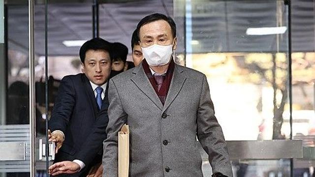'백현동 수사무마 금품수수' 임정혁 전 고검장 1심 집유