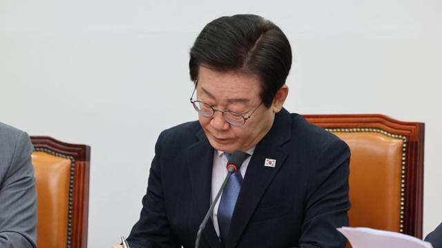 이재명, '코로나 확진'으로 일정 전면취소…여야 대표 회담 미뤄질 듯
