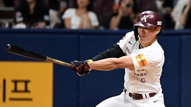 '2504안타 레전드' 얘기 듣고 태극마크 욕심 드러내다…