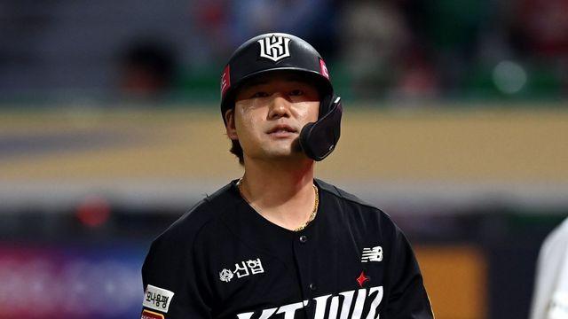 꺾인 손으로 4안타 친 김상수의 공백…KT, 뎁스로 센터라인 중추 메우기