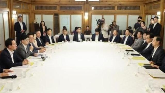 당정, 전기차 화재방지책 확정…