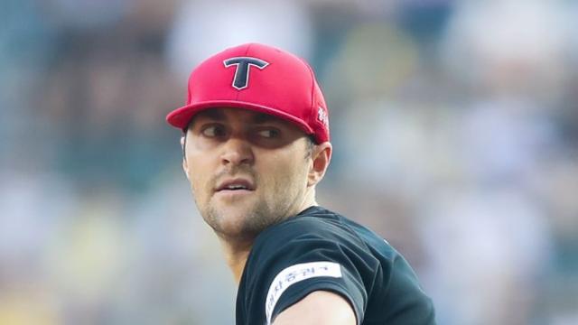 '안면 강타' 기아 네일 부상...고통 호소하며 병원행 '현 상태는?'